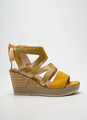 Sandales/nu pieds tissage satiné talon de 7 à 9cm jaune FOLLIA DOLCE femme