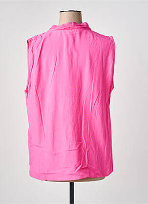Top coupe cintrée sans manche rose YEST femme