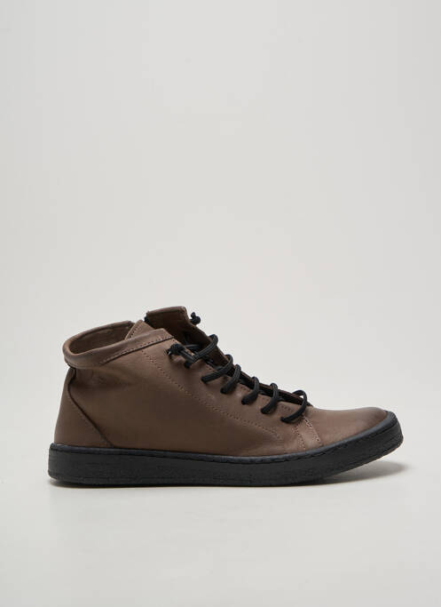 Baskets bout rond talon plat jusqu'à 3cm marron CHACAL femme