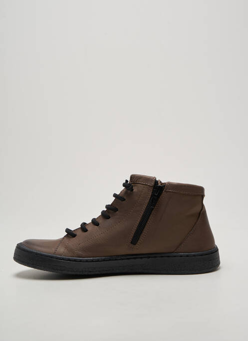 Baskets bout rond talon plat jusqu'à 3cm marron CHACAL femme