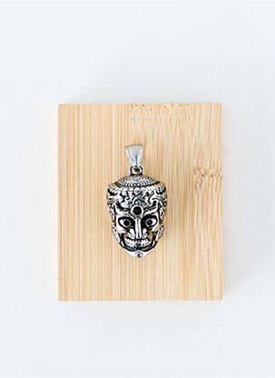 Pendentif matériaux métal argent TATA GISELE homme