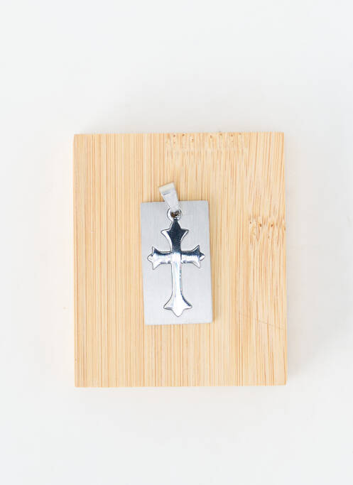 Pendentif matériaux métal argent TATA GISELE homme