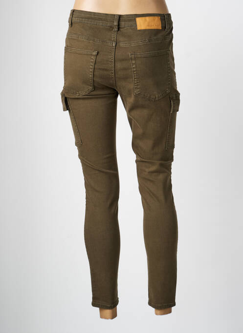 Pantalon 7/8 fermeture zippée sous rabat boutonné vert NOISY MAY femme