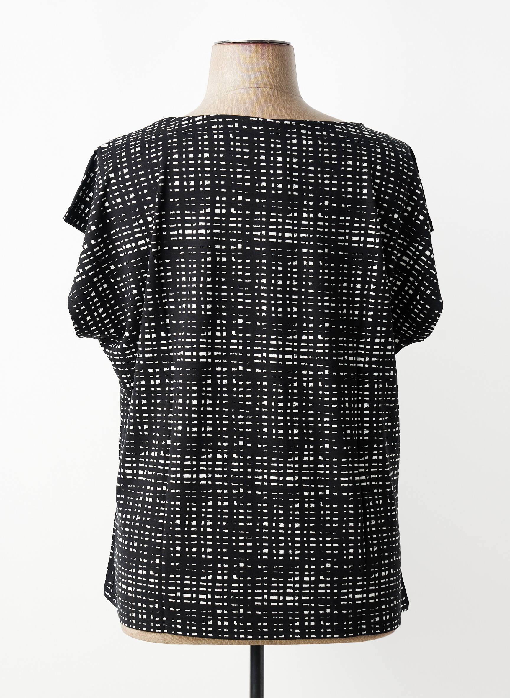 T-shirt coupe droite manches courtes noir SHEEGO femme