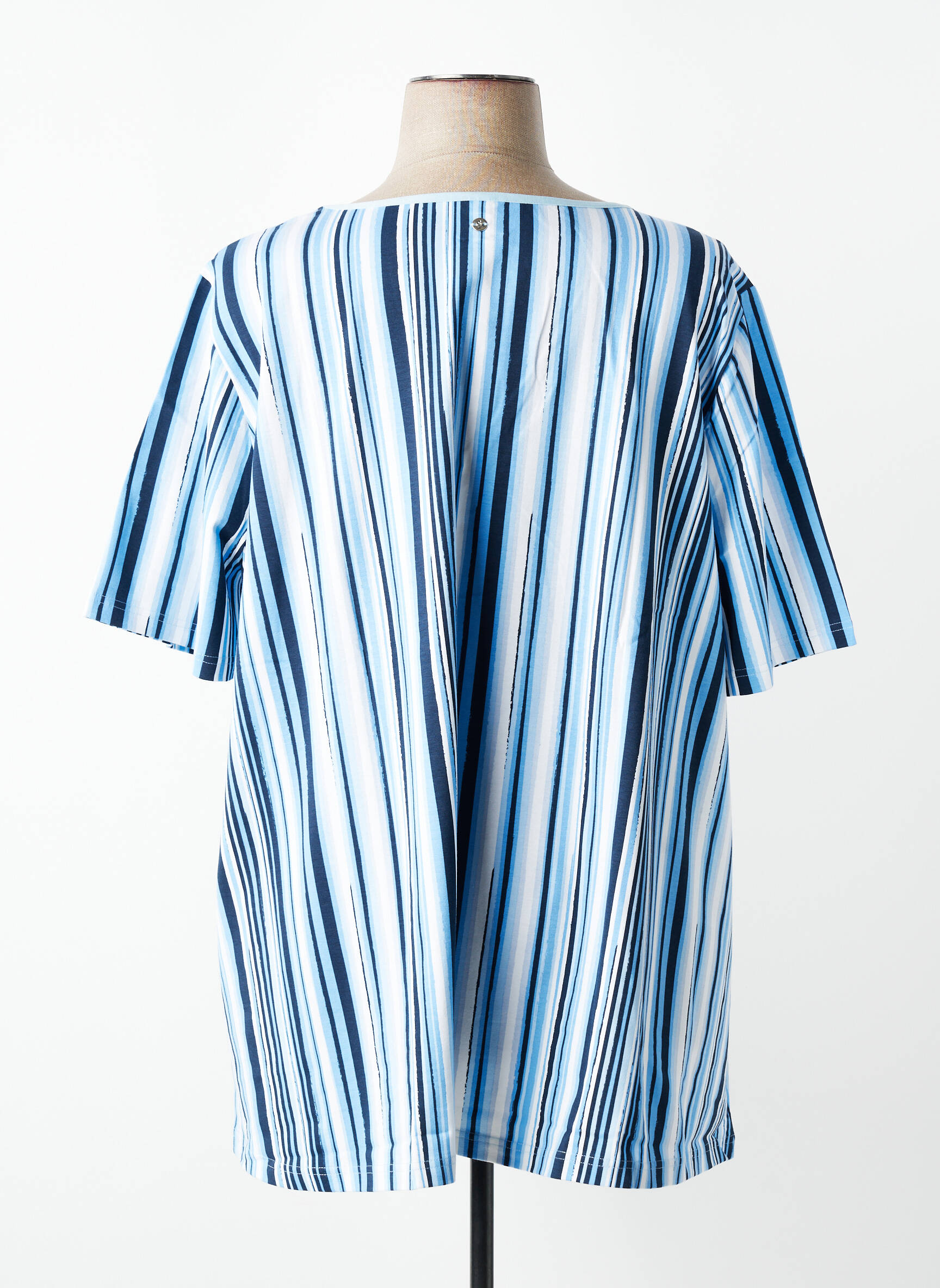 Top stretch manches courtes bleu SHEEGO femme