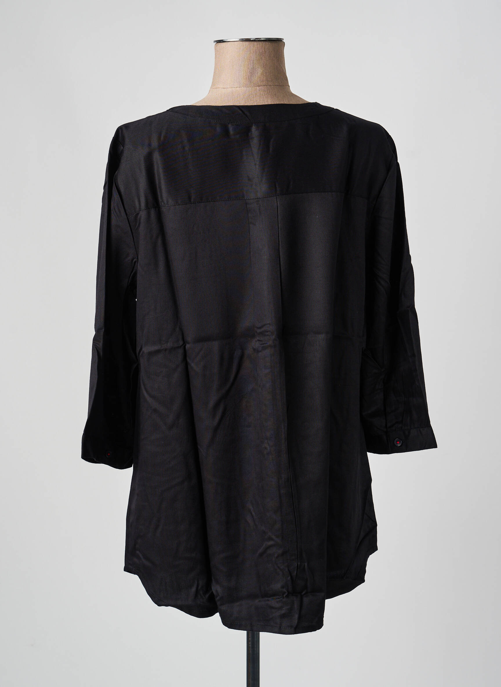 Tunique manches longues fermeture boutonnée sur le devant noir SHEEGO femme