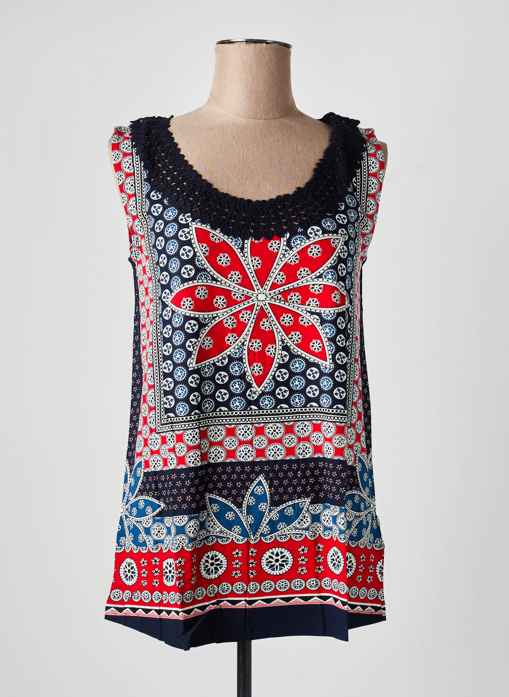 Top sans manche sans manche noir SHEEGO femme