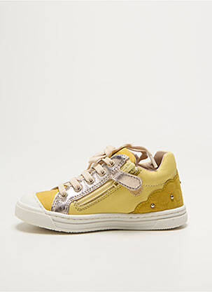 Baskets tissage satiné bout rond jaune BABYBOTTE fille