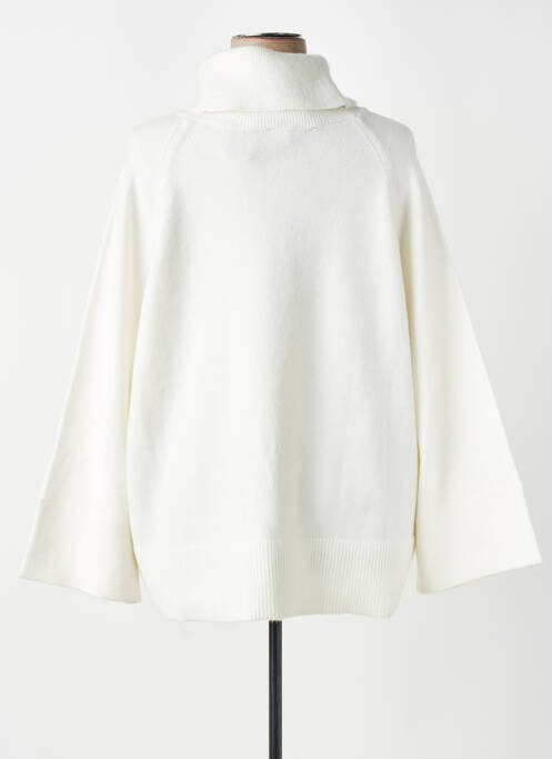 Pull col roulé coupe cintrée manches longues beige JOSEPH RIBKOFF femme