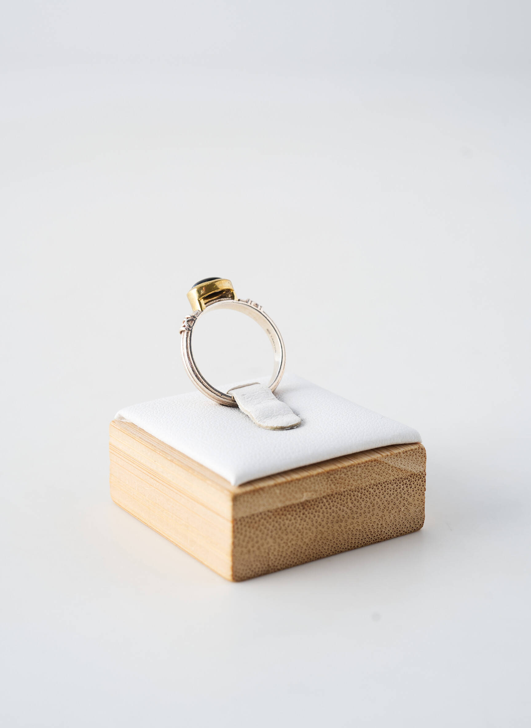 Bague ornement pierre noir CANYON femme