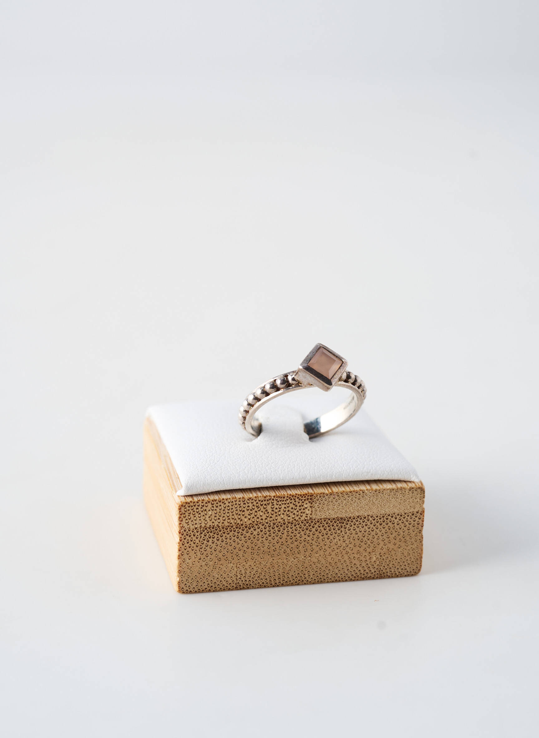 Bague ornement pierre jaune CANYON femme
