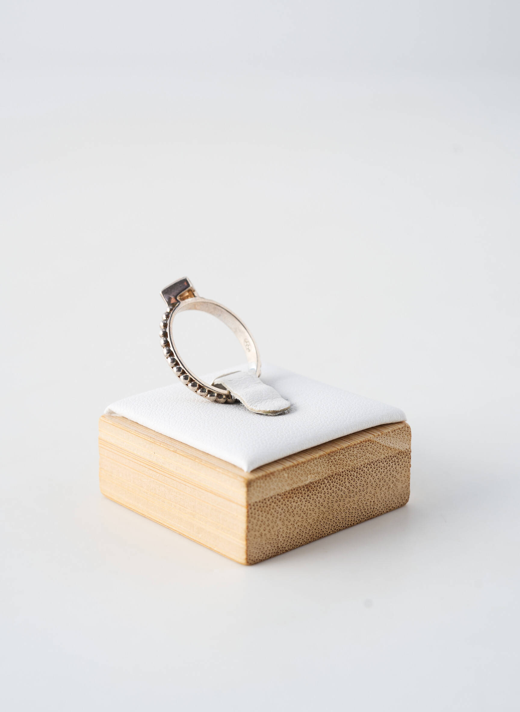 Bague ornement pierre jaune CANYON femme