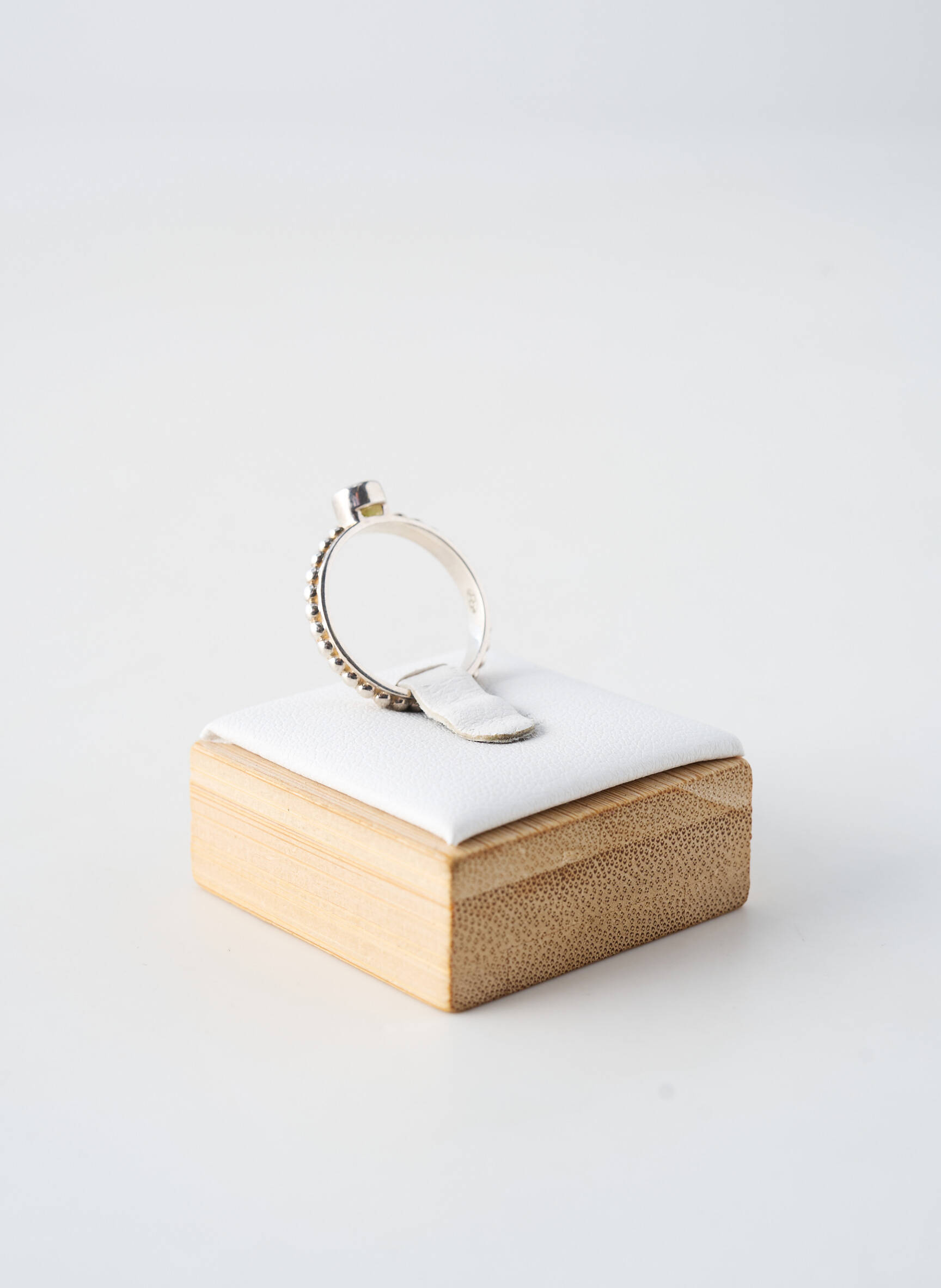 Bague ornement pierre vert CANYON femme