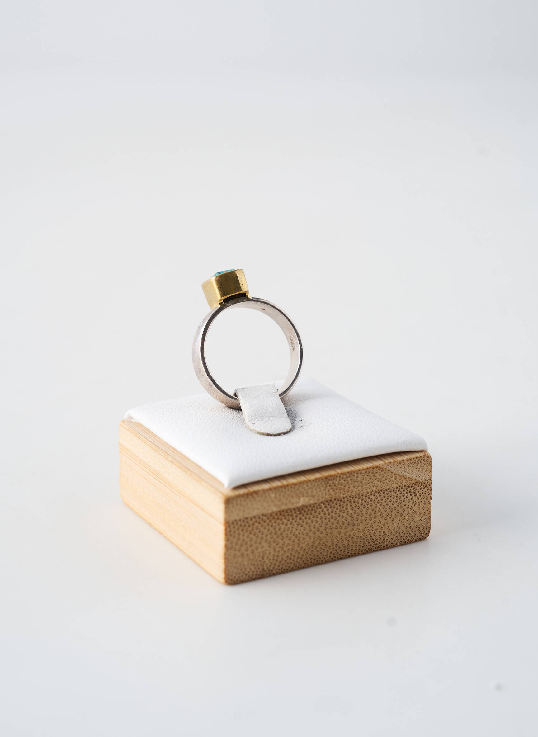 Bague ornement pierre bleu CANYON femme