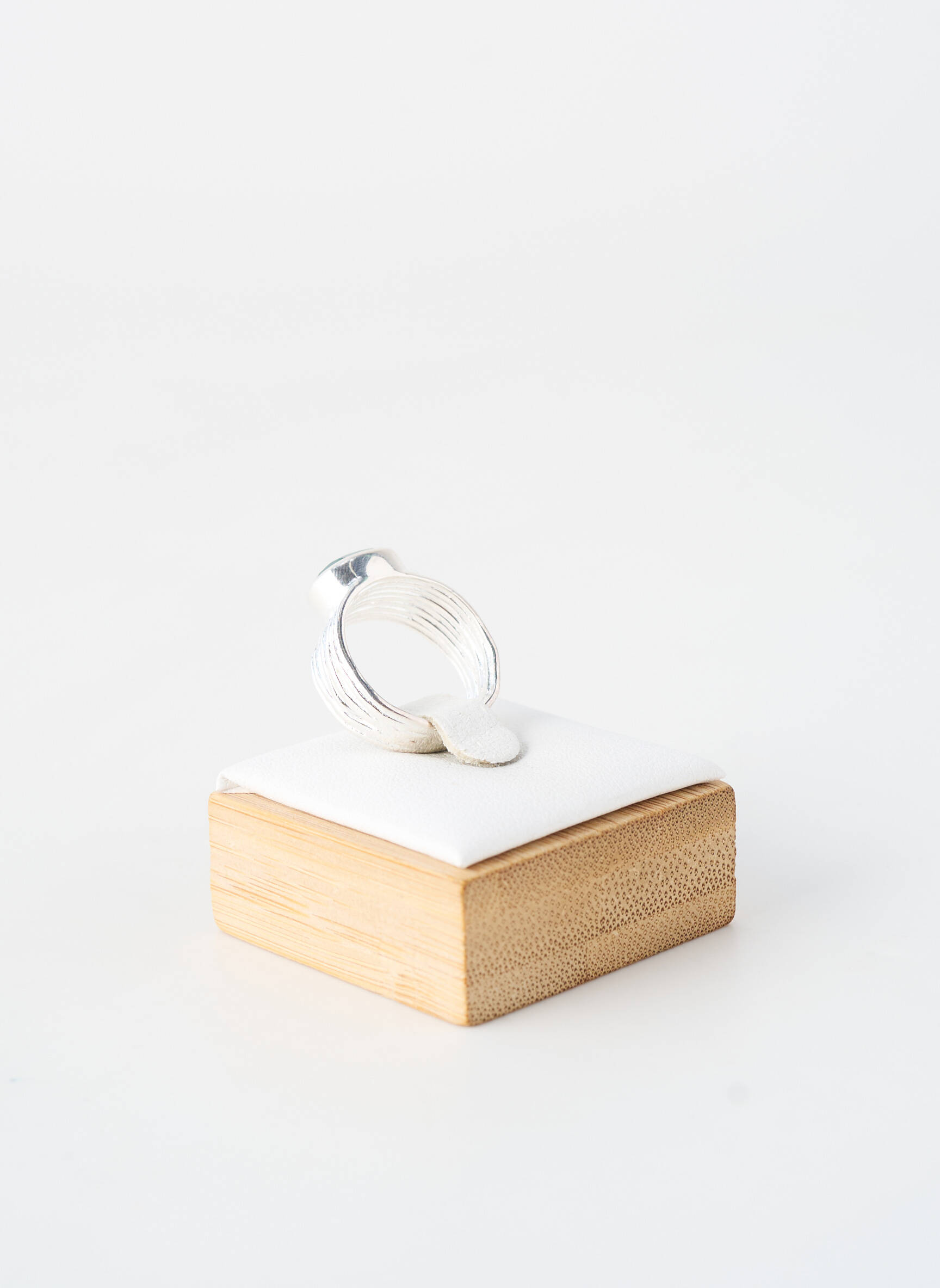 Bague ornement pierre vert CANYON femme