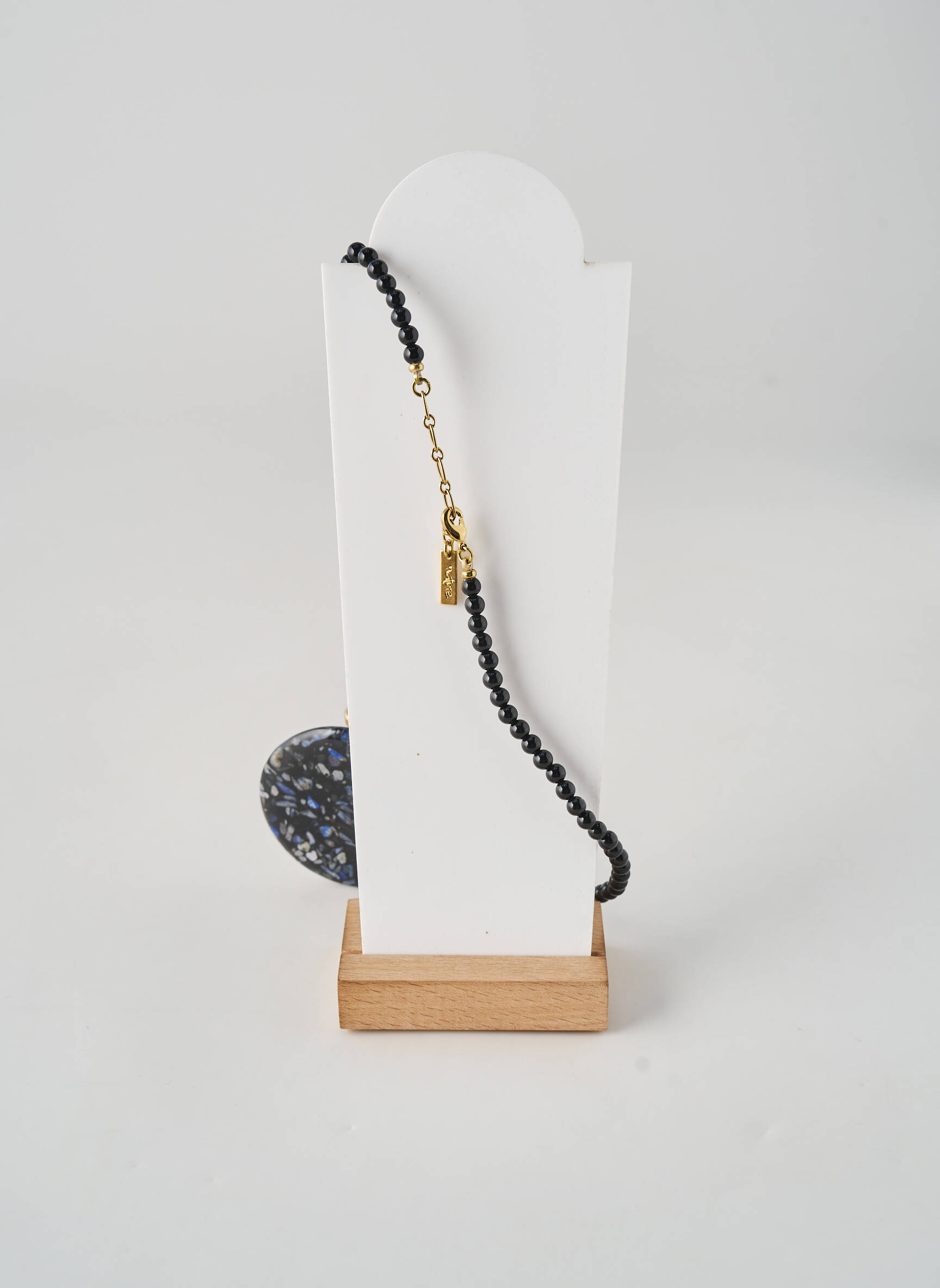 Collier matériaux plaqué or noir NATURE femme