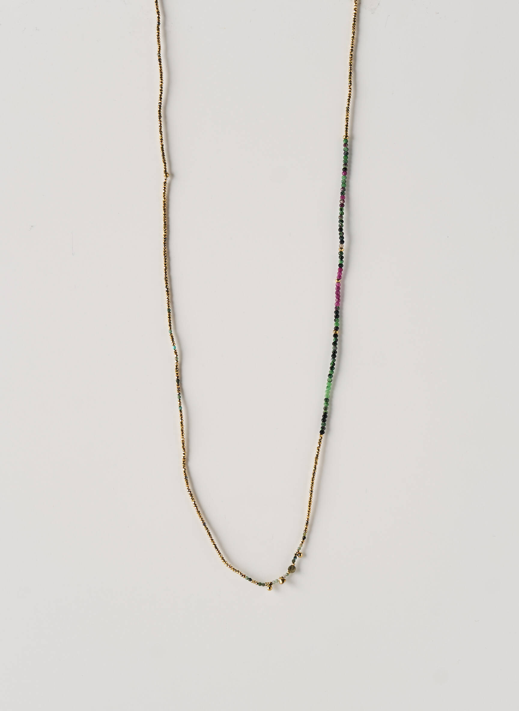 Collier matériaux plaqué or vert BELLE MAIS PAS QUE femme