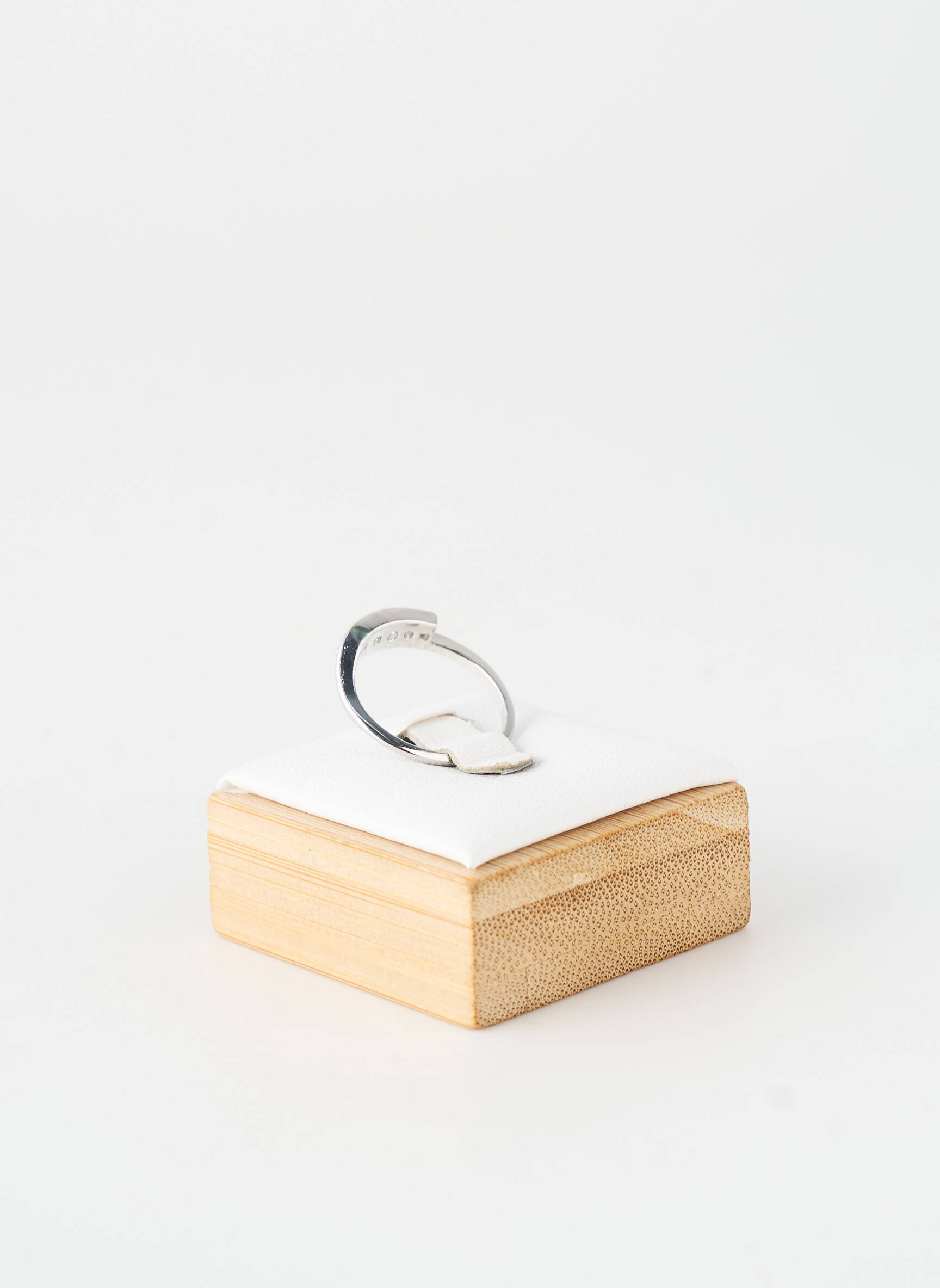 Bague ornement oxyde de zirconium argent TATA GISELE femme