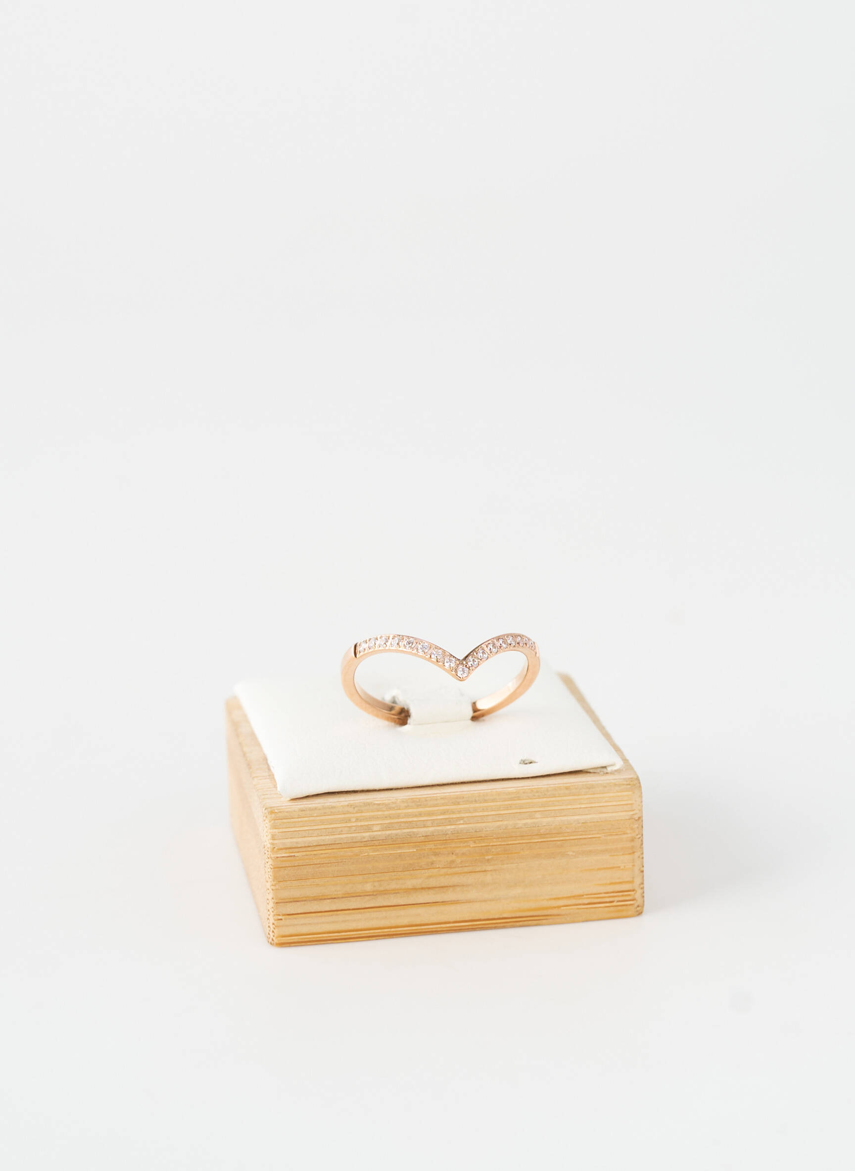 Bague ornement oxyde de zirconium rose TATA GISELE femme