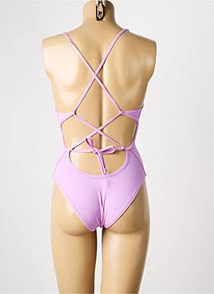 Maillot de bain 1 pièce effet matière satinée violet NIKE femme