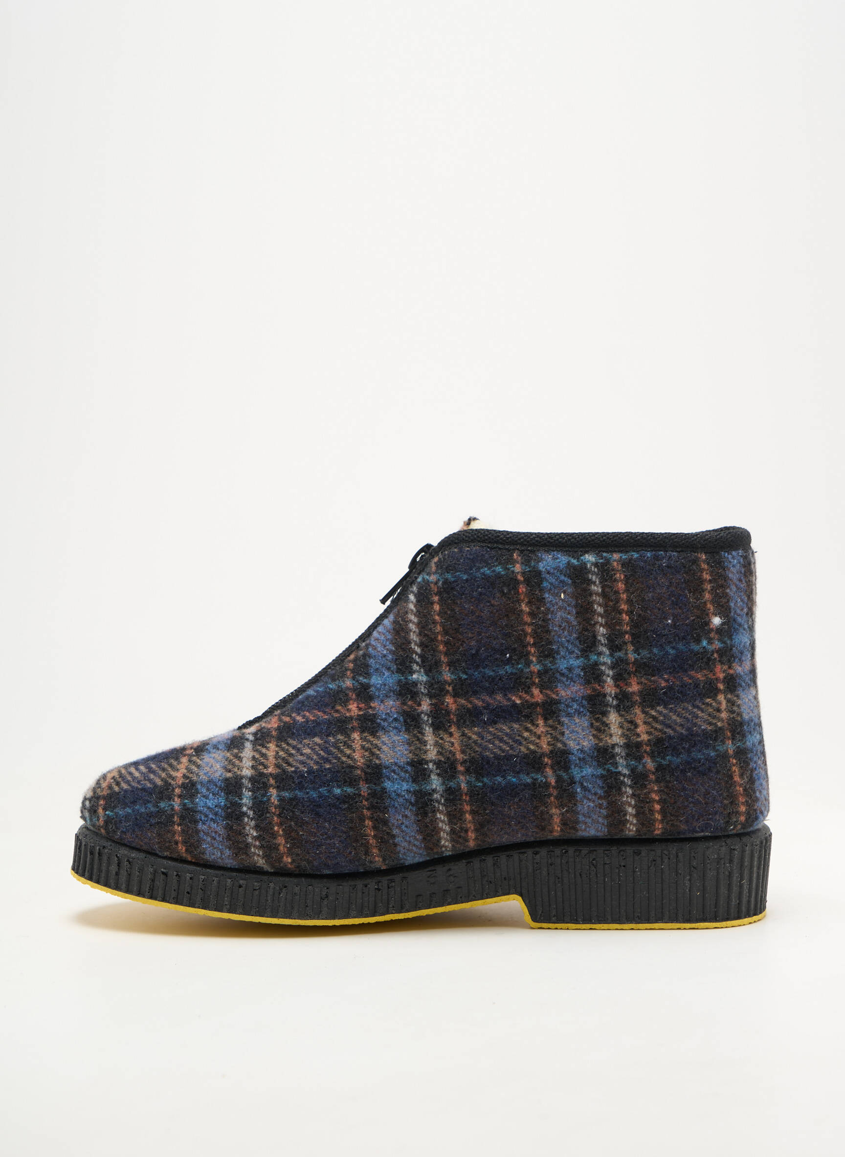 Chaussons/pantoufles bout rond talon plat jusqu'à 3cm bleu EMANUELA femme