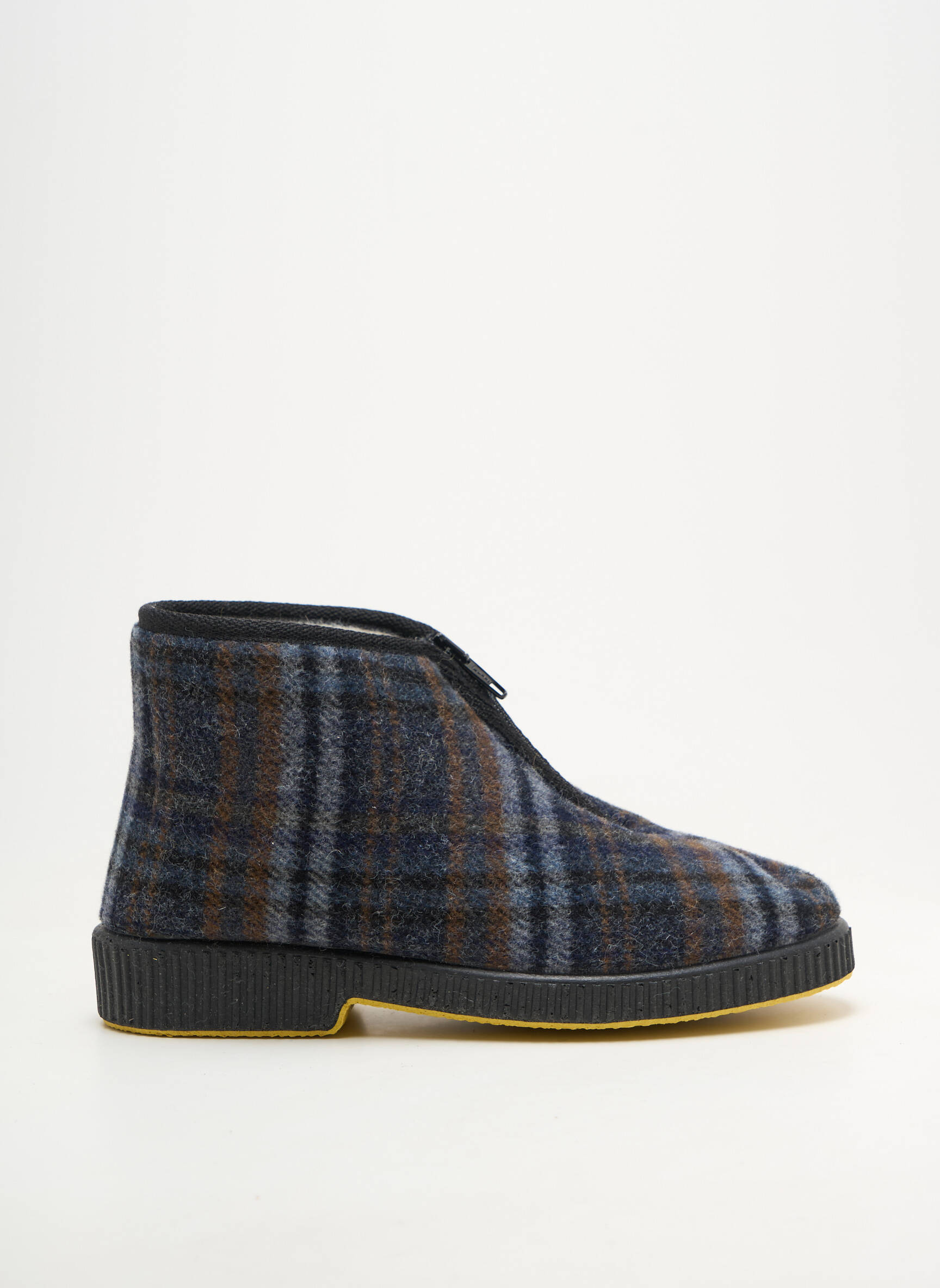 Chaussons/pantoufles bout rond talon plat jusqu'à 3cm bleu EMANUELA femme