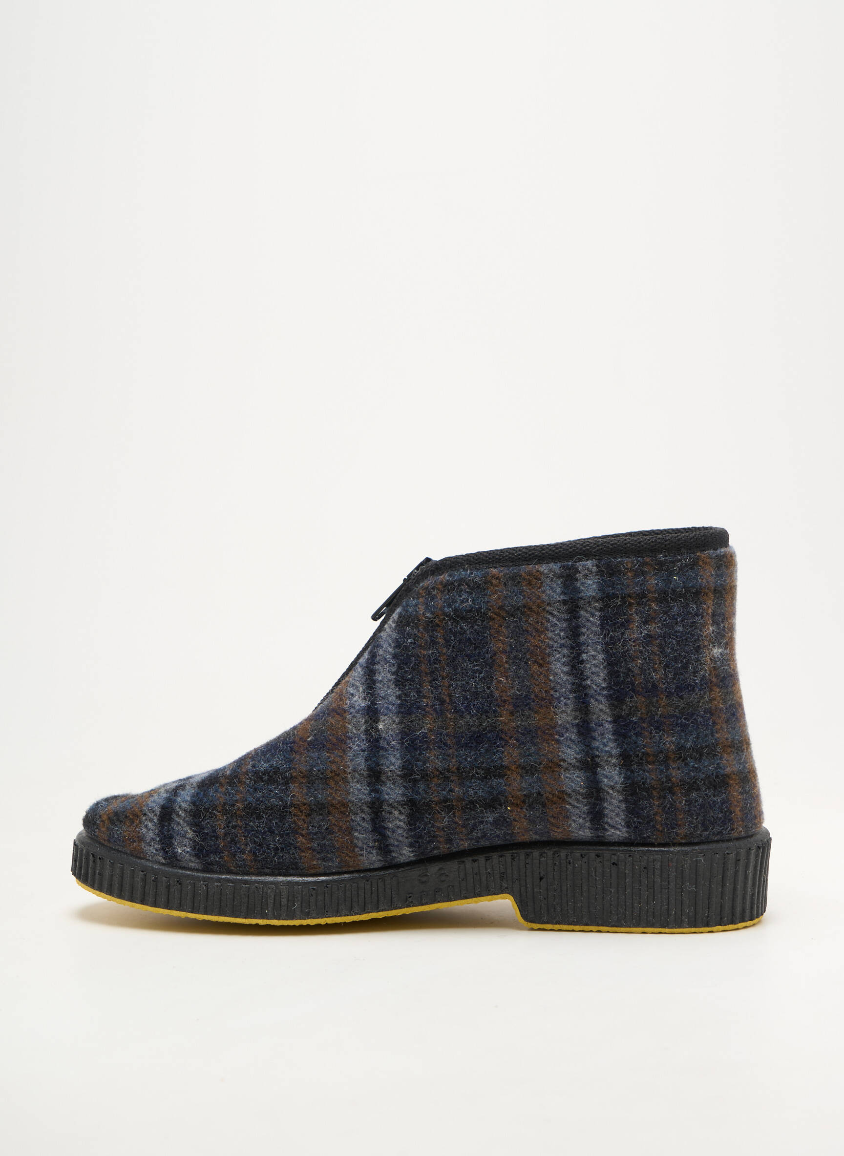 Chaussons/pantoufles bout rond talon plat jusqu'à 3cm bleu EMANUELA femme