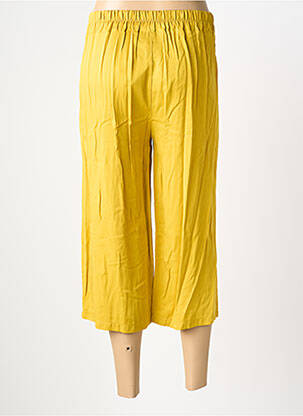 Pantacourt coupe droite taille normale jaune COULEURS DU TEMPS femme
