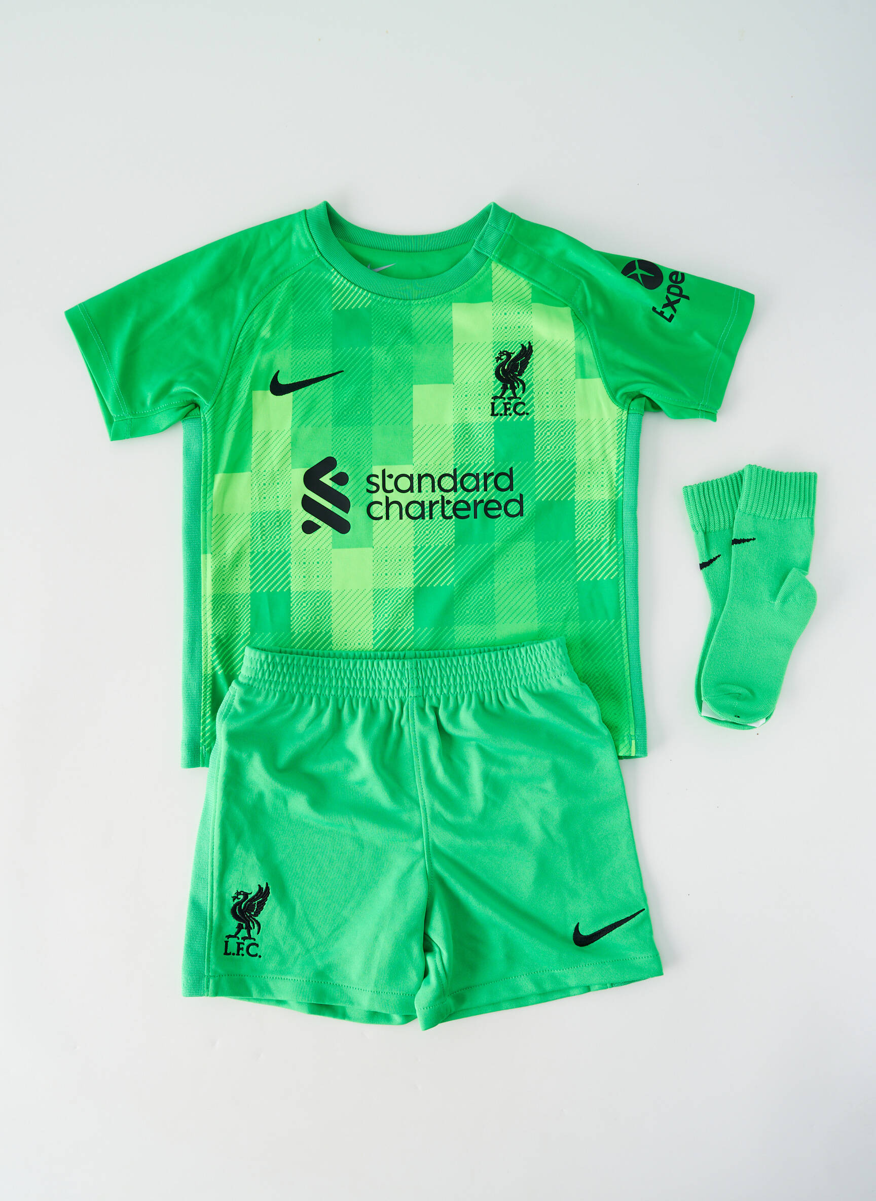 Ensemble short sérigraphie floquée vert NIKE garçon