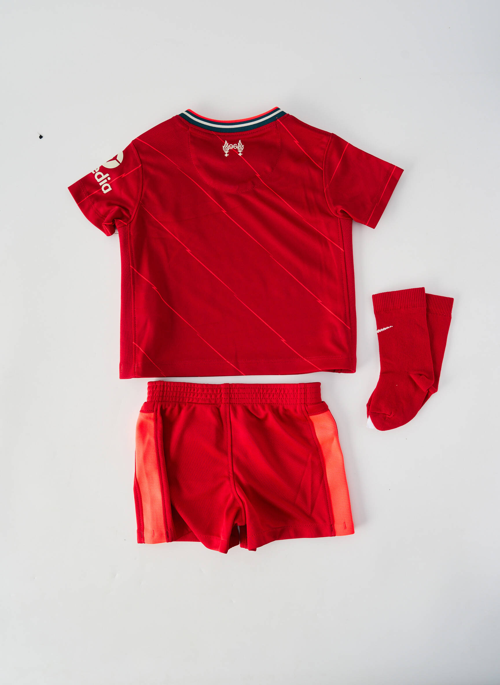Ensemble short sérigraphie floquée rouge NIKE garçon