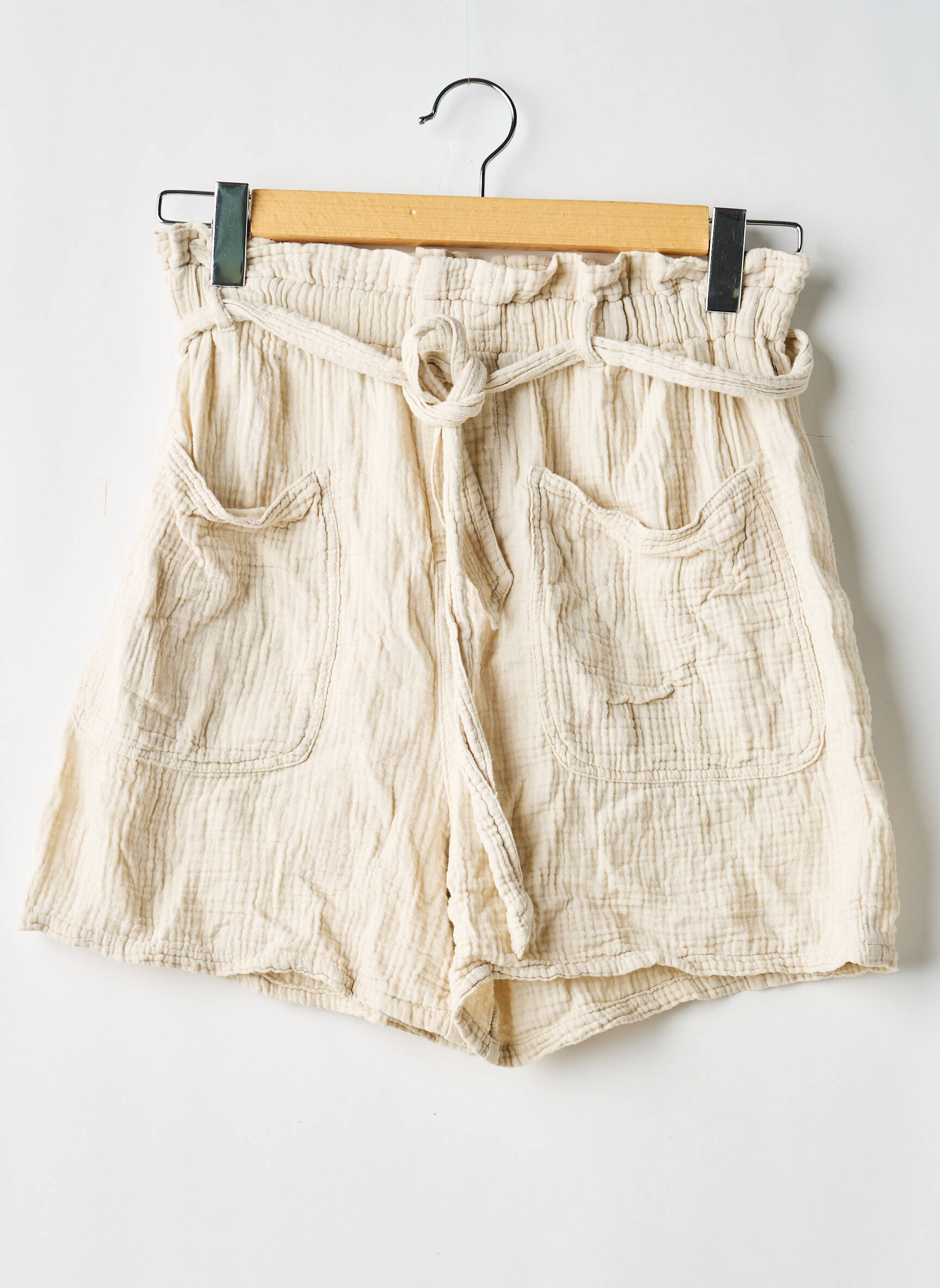 Short taille normale taille normale beige HOD femme