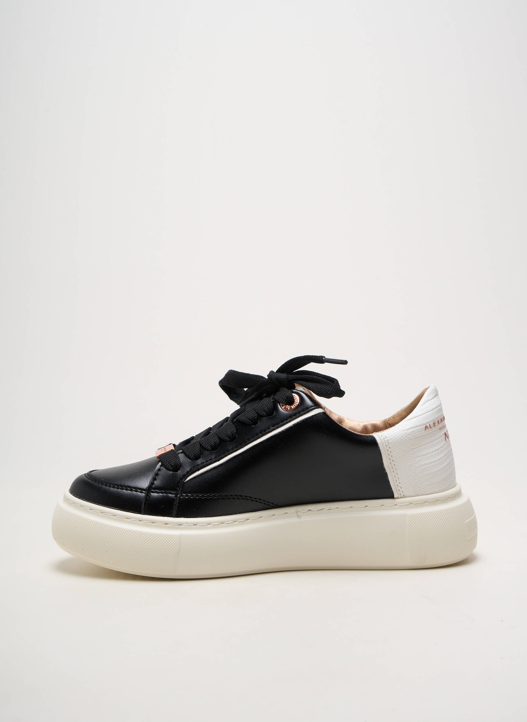 Baskets matière lisse talon plat jusqu'à 3cm noir ALEXANDER SMITH femme