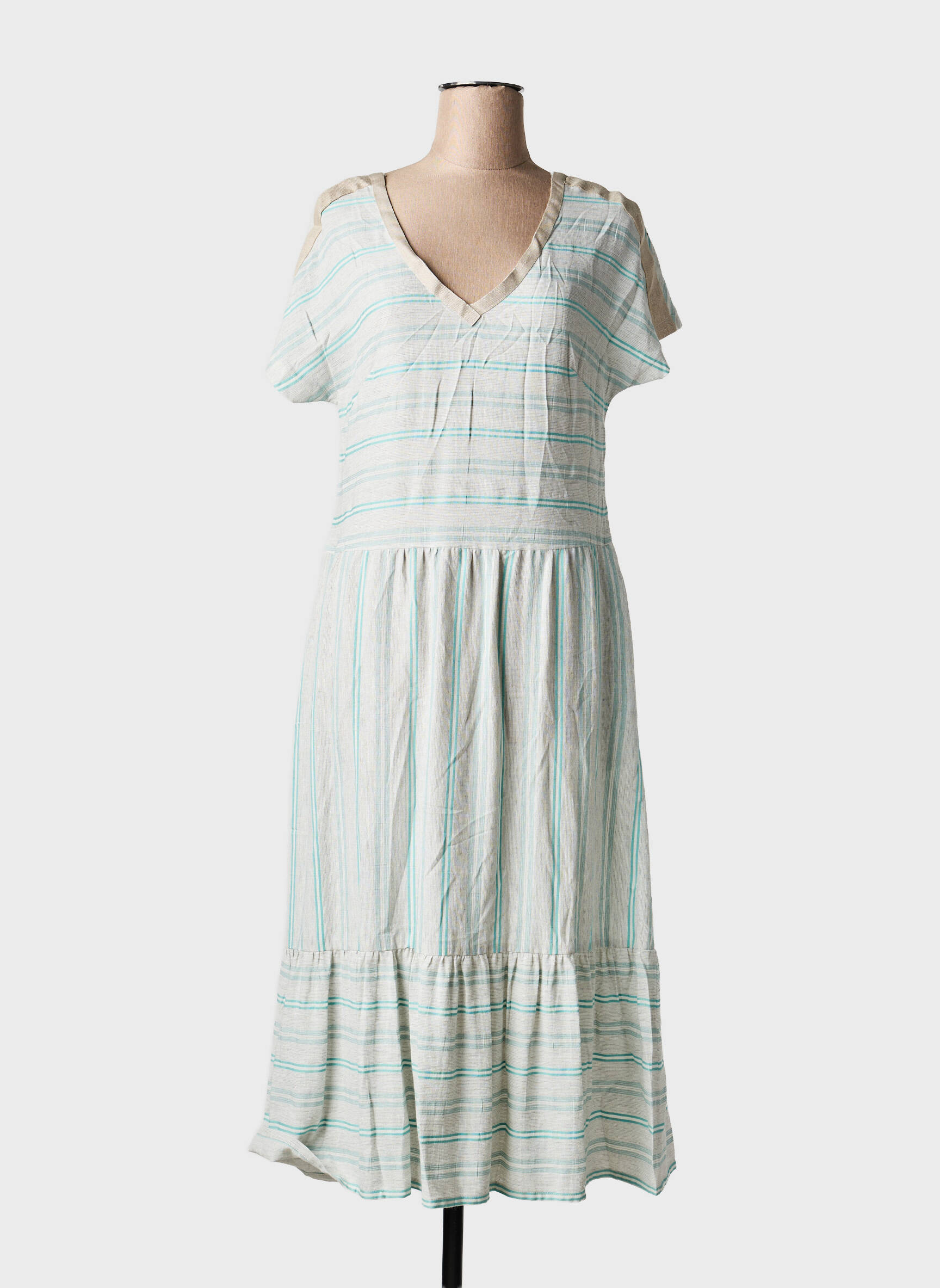 Robe mi-longue tissage crêpe manches courtes vert GUITARE femme