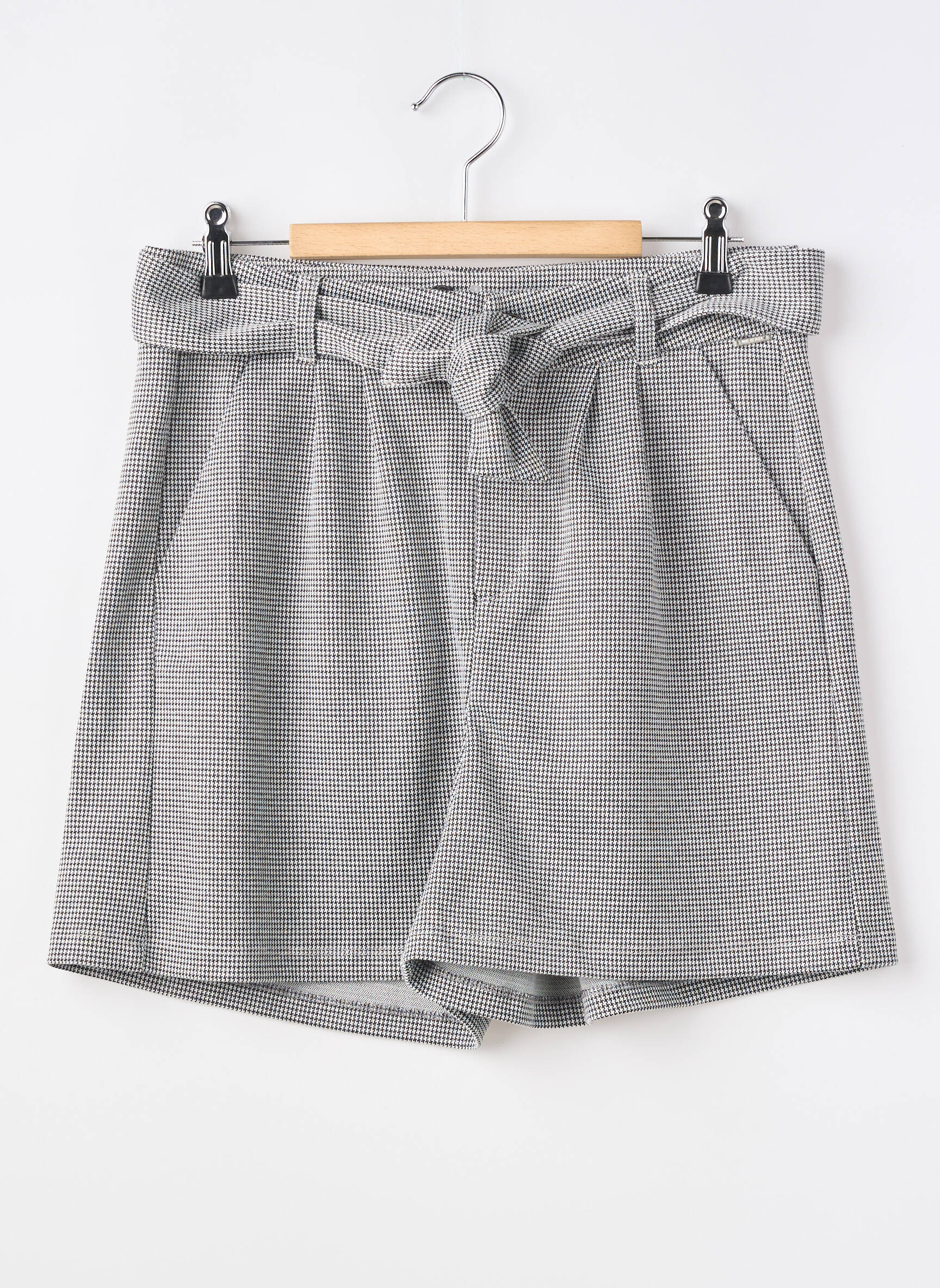 Short stretch taille à pinces noir WAY (WAY ARE YOU) BY IKKS fille