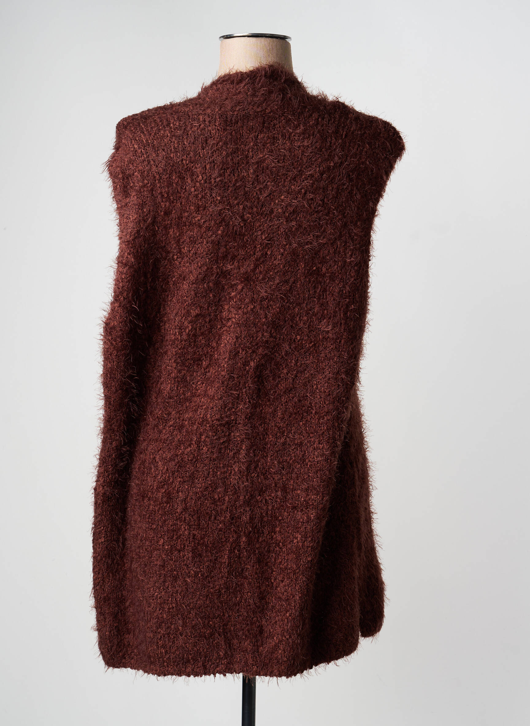 Gilet sans manche coupe cintrée marron OLSEN femme