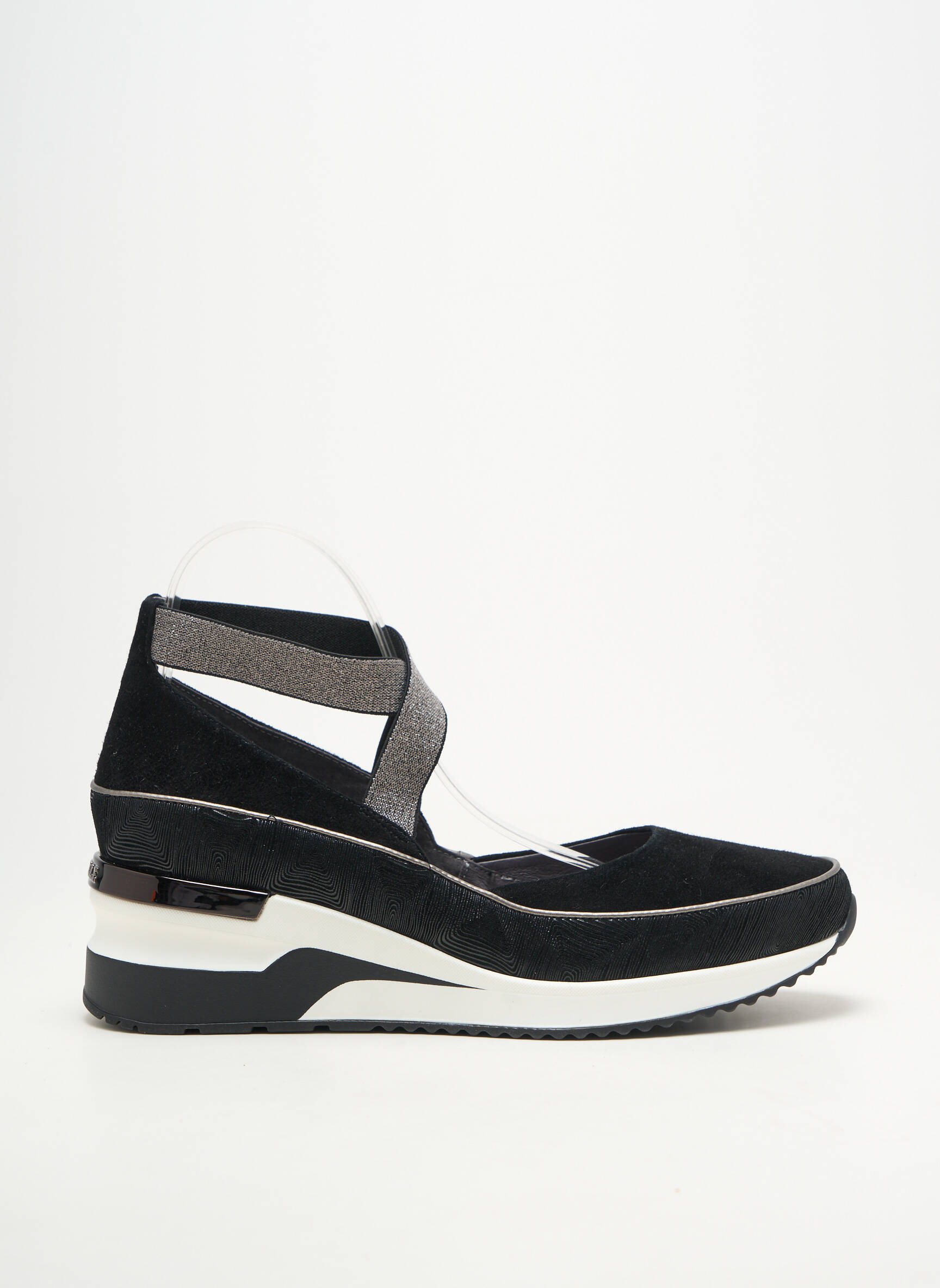 Baskets fermeture elastique talon de 4 à 6cm noir MAM'ZELLE femme