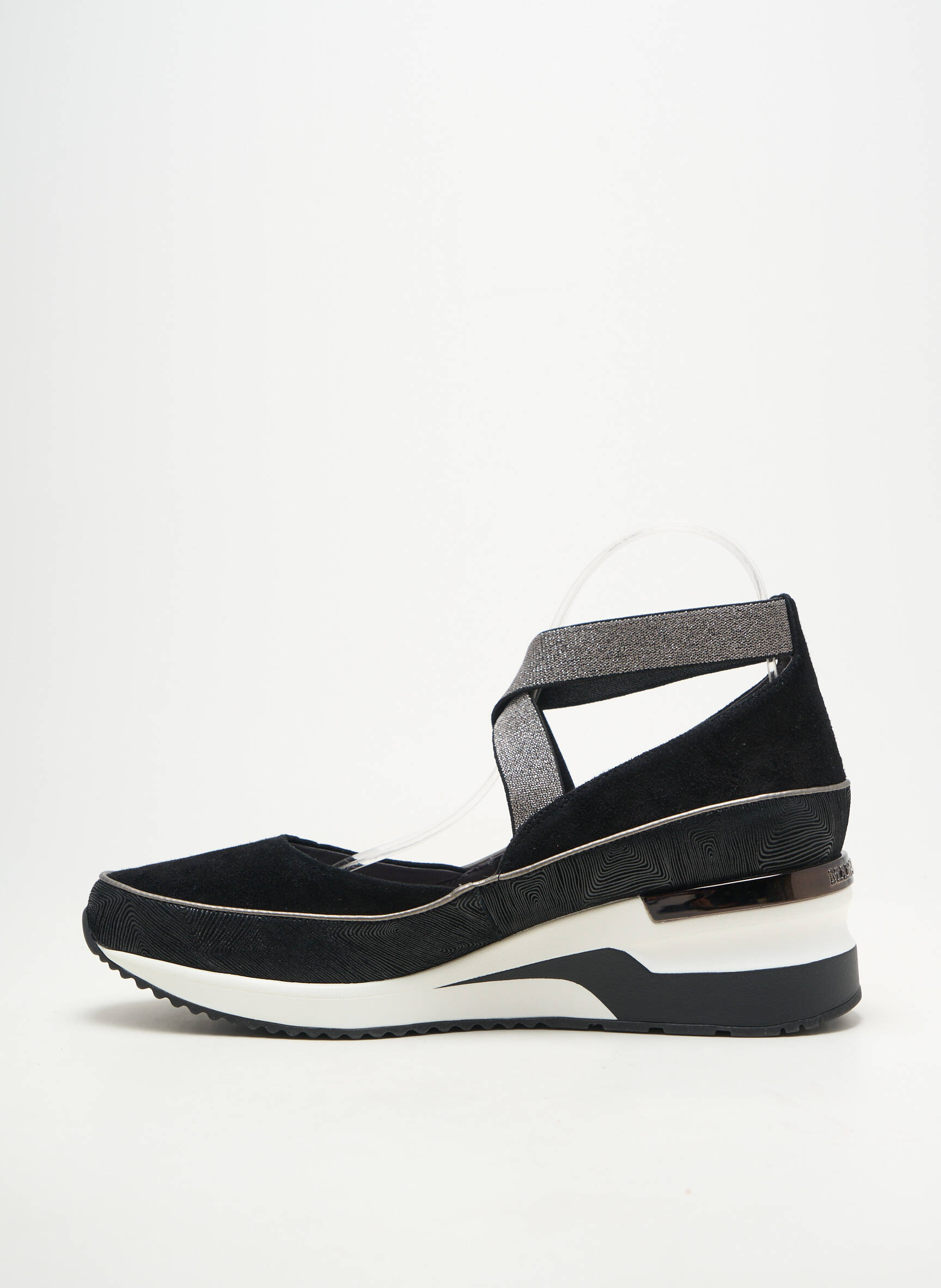 Baskets fermeture elastique talon de 4 à 6cm noir MAM'ZELLE femme
