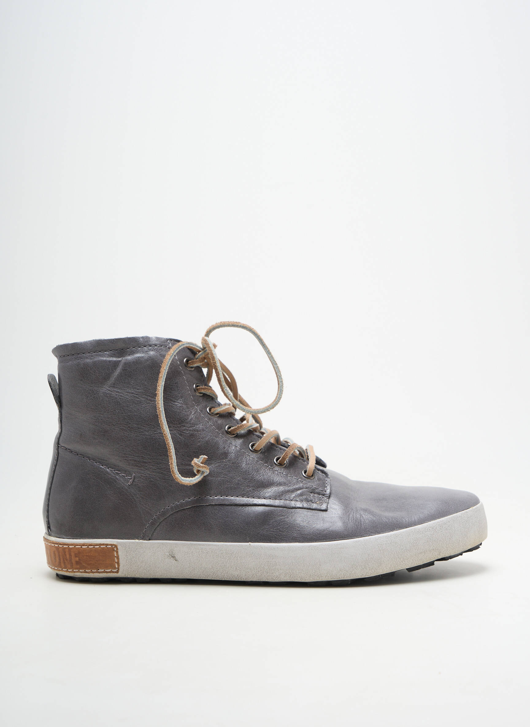 Baskets matière lisse bout rond gris BLACKSTONE homme