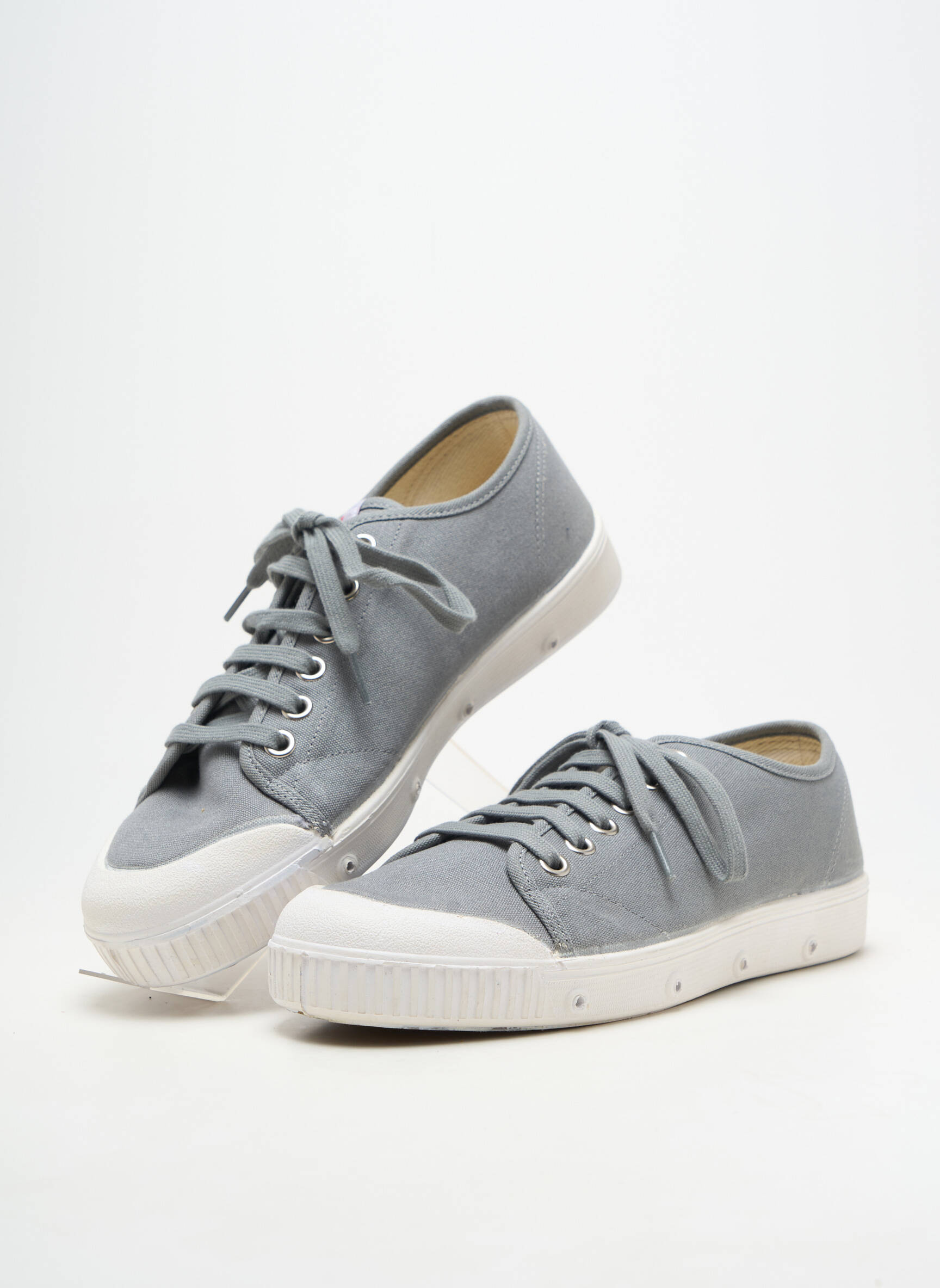 Baskets bout rond bout rond gris SPRING COURT homme