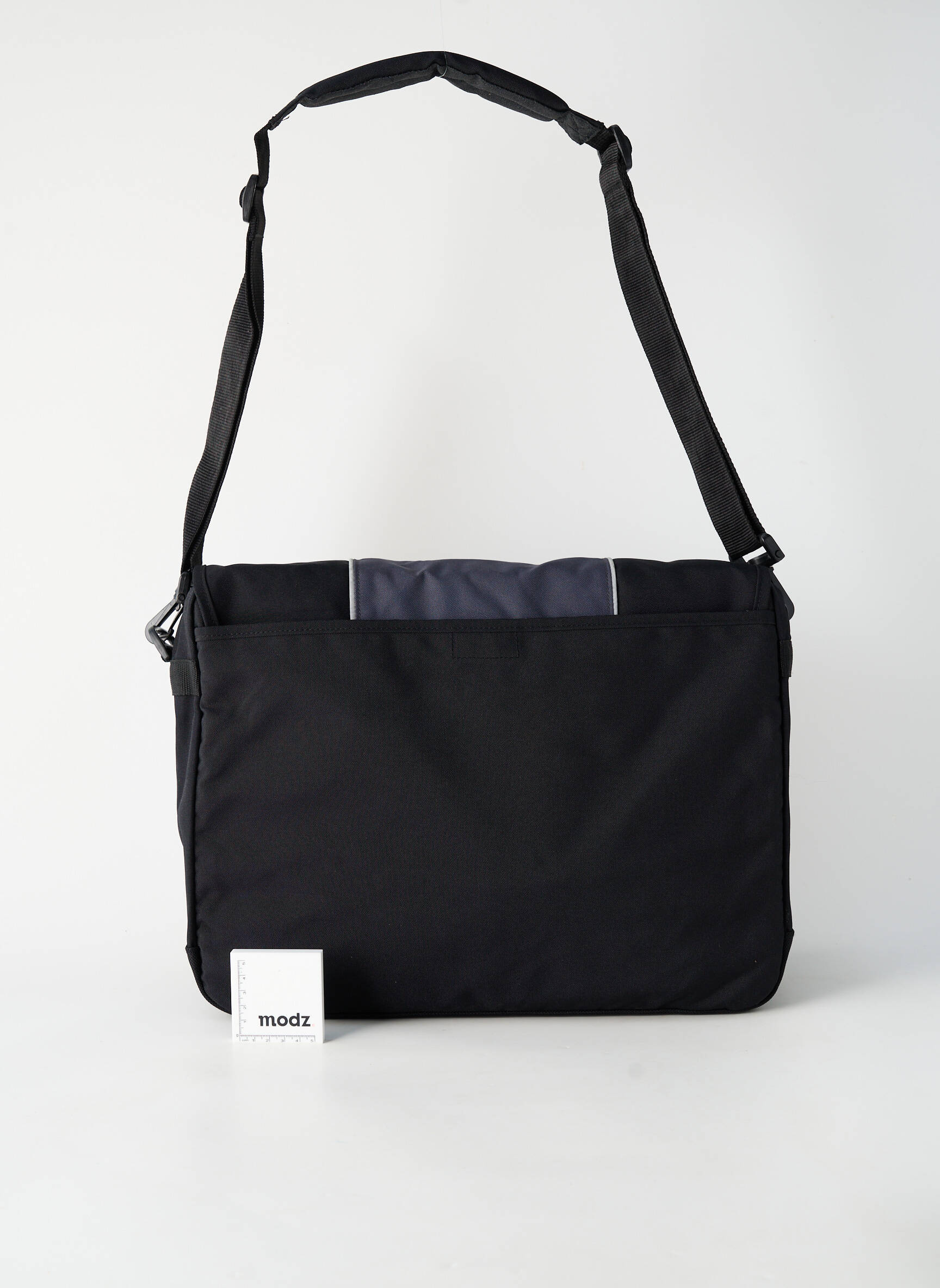 Sac coutures renforcées gris EASTPAK homme