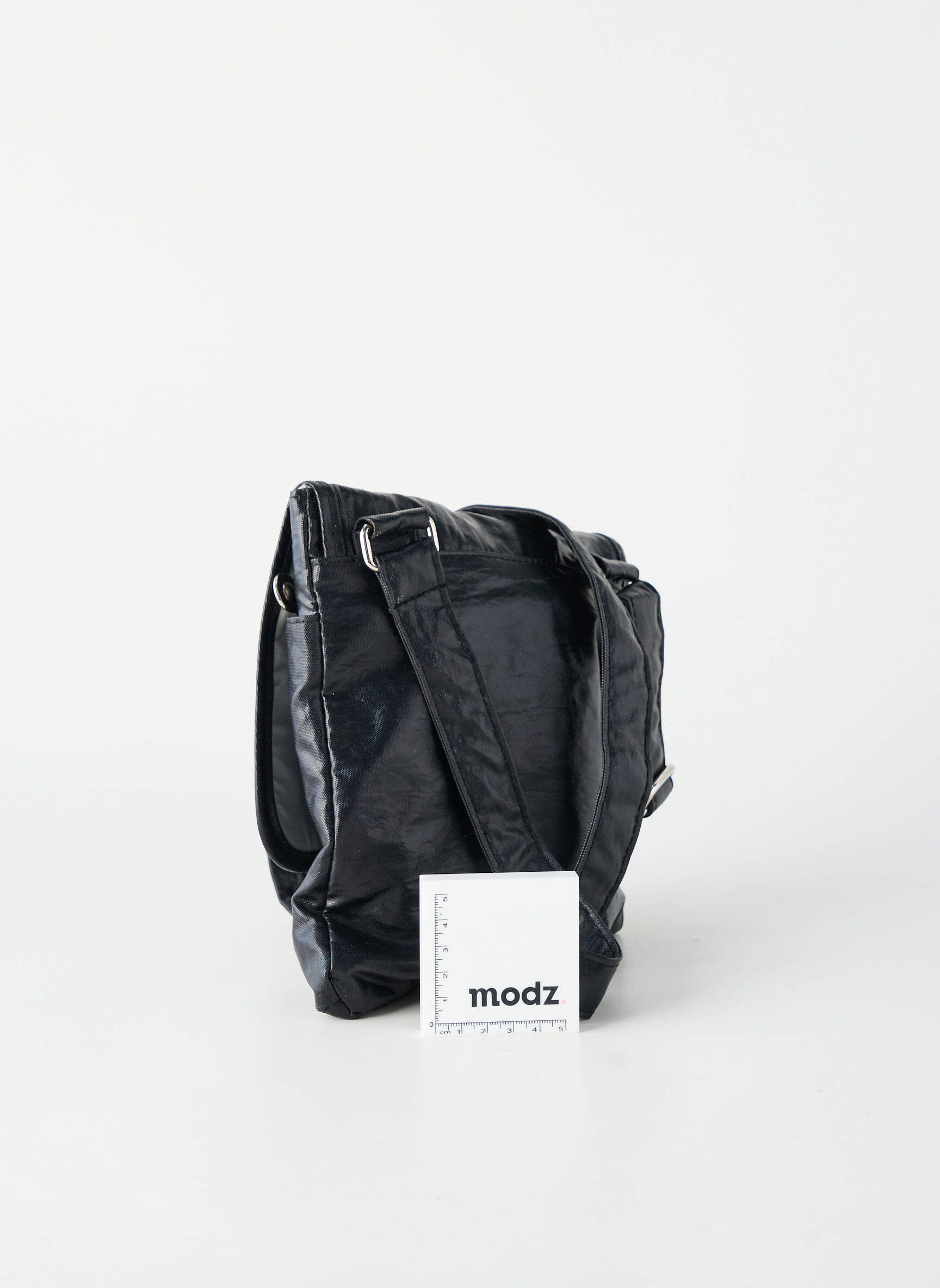 Sac fermeture fermeture aimantée forme besace noir KAPORAL femme