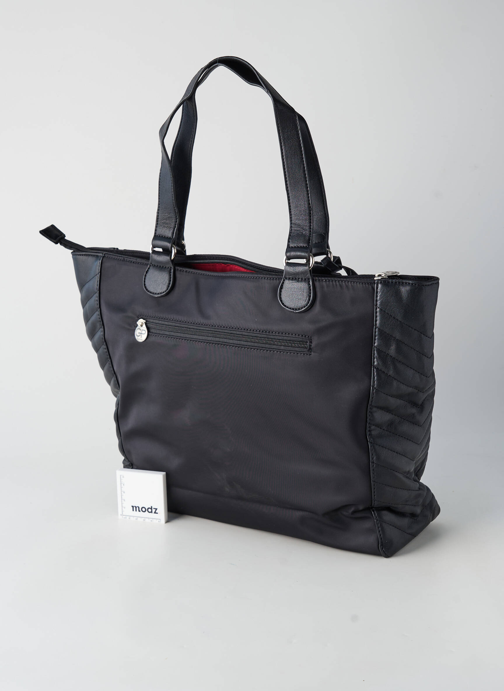 Sac fermeture zippée forme rectangulaire noir GP femme