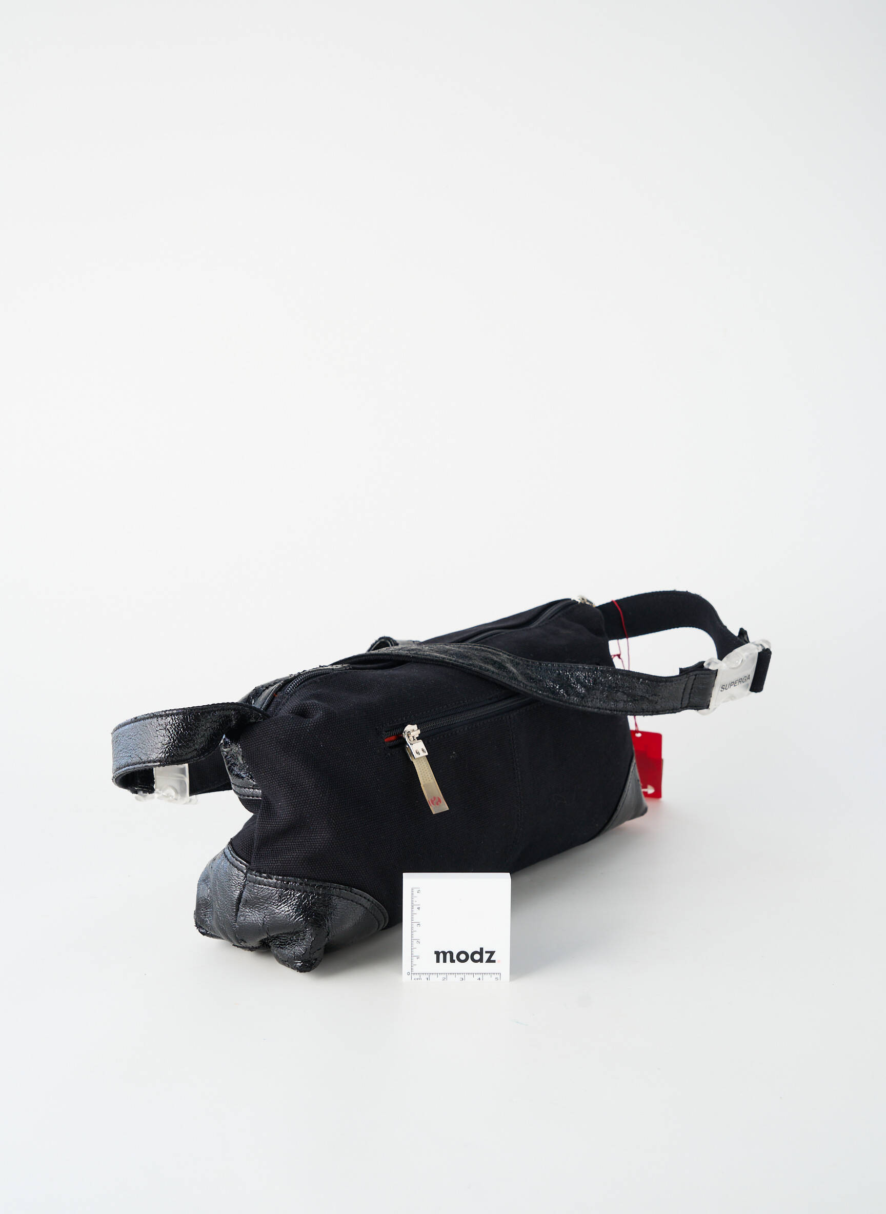Sac fermeture zippée forme rectangulaire noir SUPERGA femme