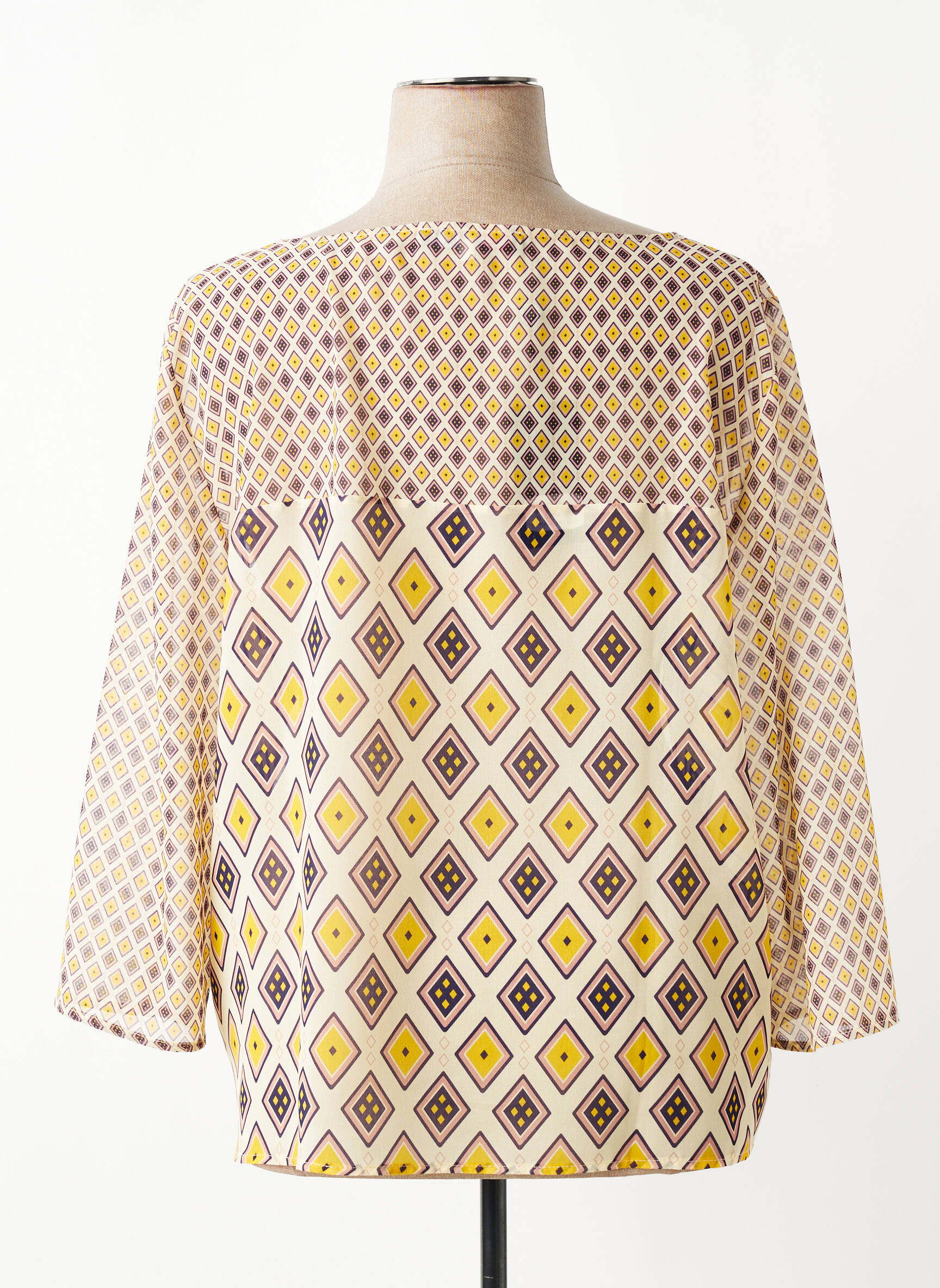 Blouse légère et transparente manches 3/4 jaune QUATRE VINGT JOURS femme