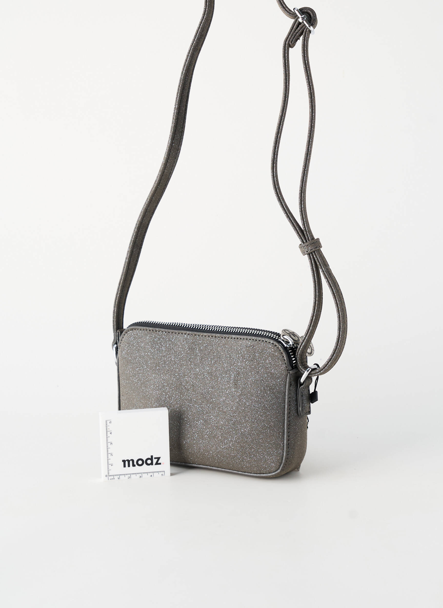 Sac doublure textile forme rectangulaire gris GP femme