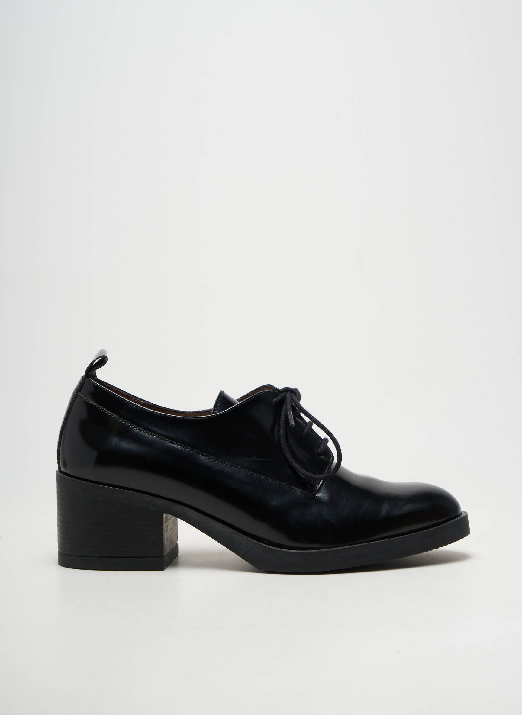 Derbies matière lisse talon de 4 à 6cm noir WONDERS femme