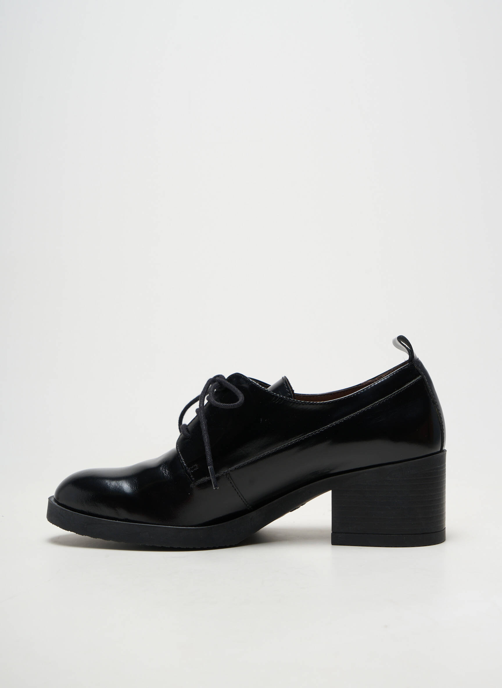 Derbies matière lisse talon de 4 à 6cm noir WONDERS femme