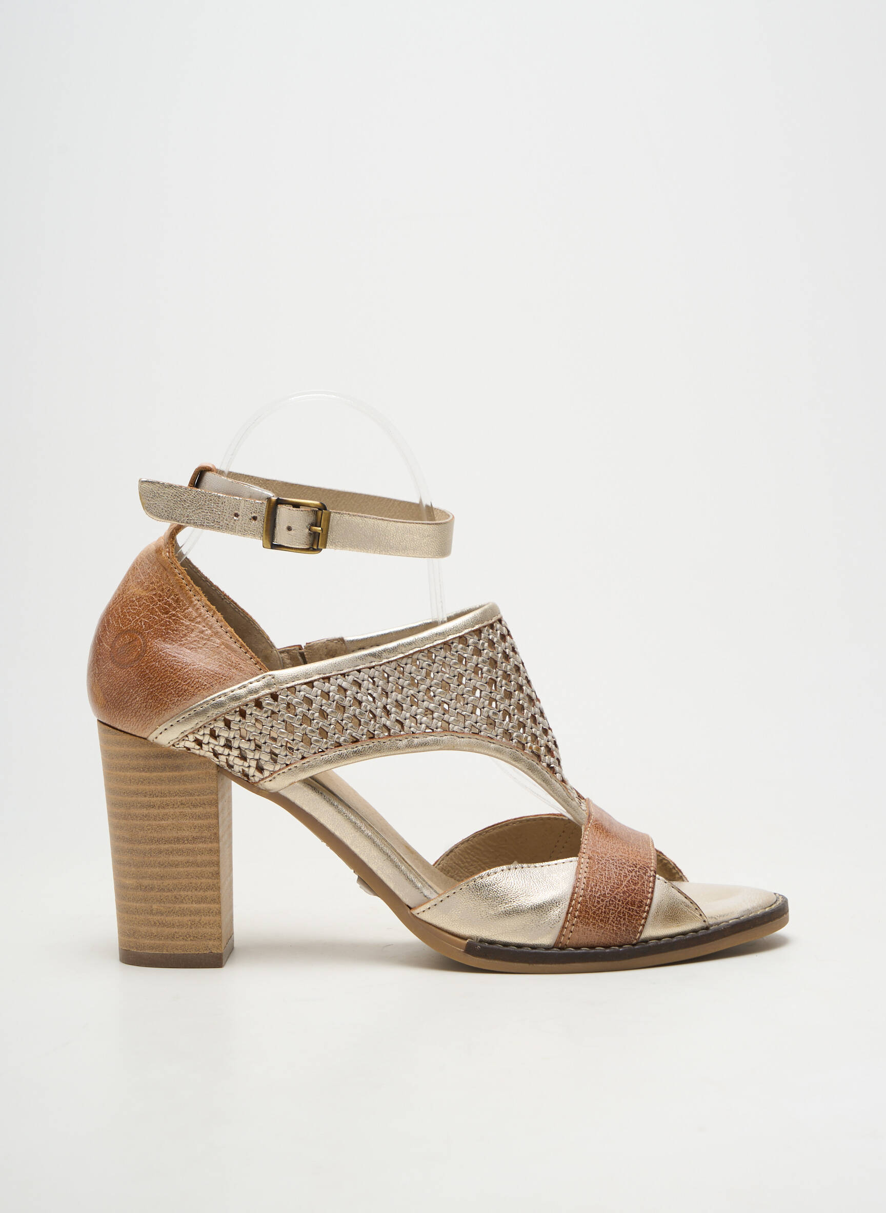 Derbies matière lisse talon de 4 à 6cm noir WONDERS femme