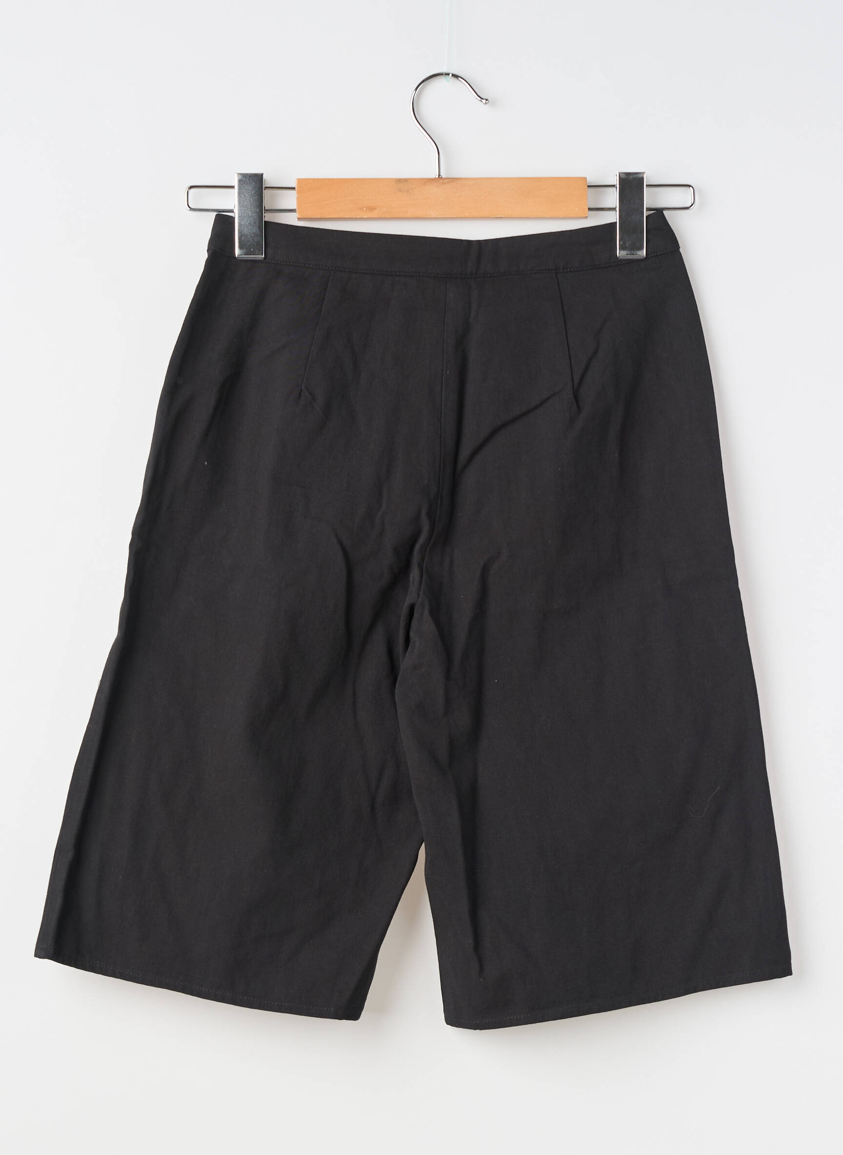 Bermuda coupe droite taille normale noir COMPAÑIA FANTASTICA femme