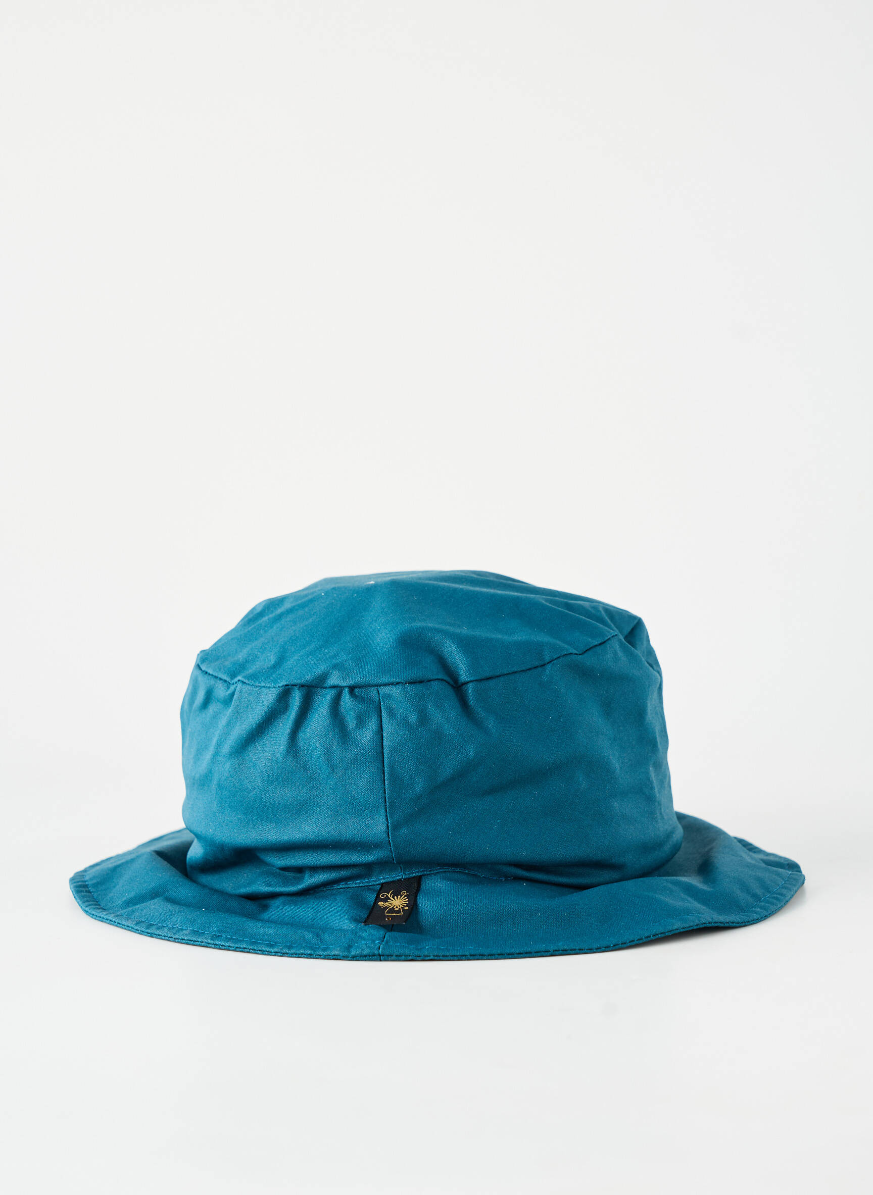 Chapeau forme bob bleu TOUT EN TETE femme